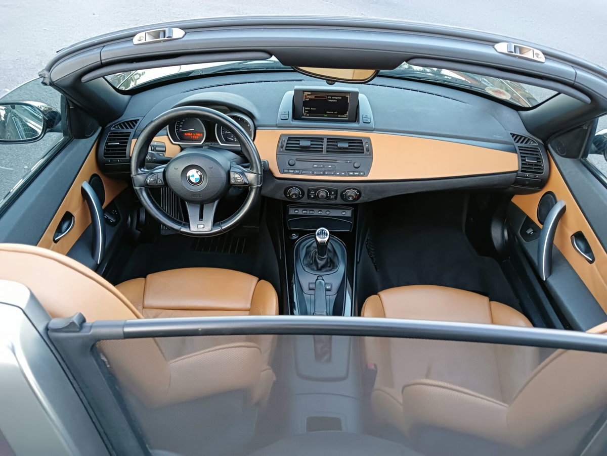 BMW Z4 Cabrio Z4 3.0si cat Roadster (13)