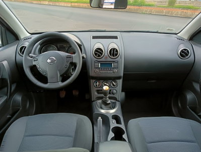 Nissan Qashqai 1.6 dCi DPF Visia (11)