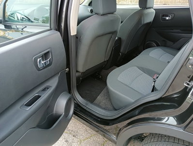 Nissan Qashqai 1.6 dCi DPF Visia (12)
