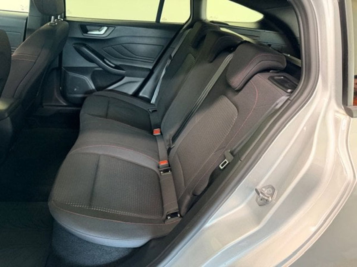 Ford Focus Station Wagon 1.0 EcoBoost 125 CV Start&Stop SW ST Line (11)