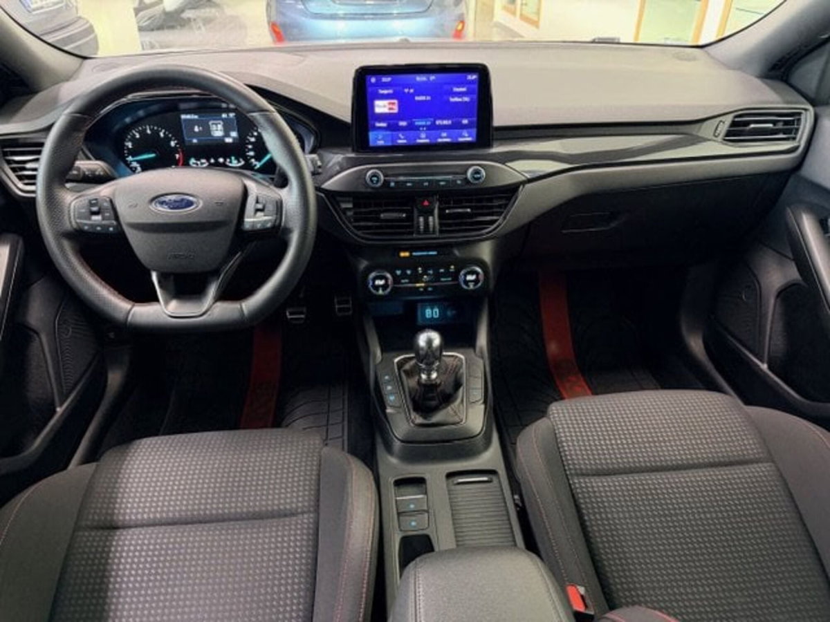 Ford Focus Station Wagon 1.0 EcoBoost 125 CV Start&Stop SW ST Line (15)