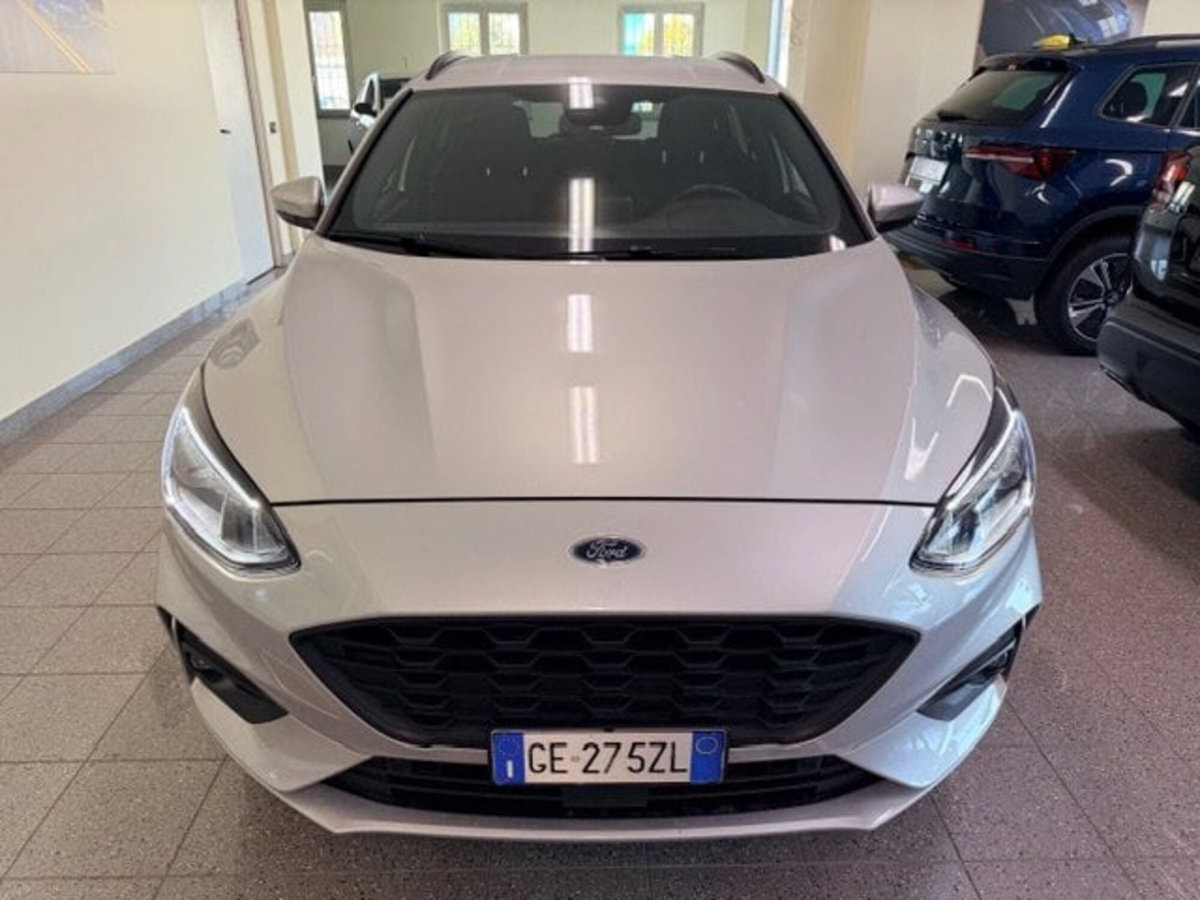 Ford Focus Station Wagon 1.0 EcoBoost 125 CV Start&Stop SW ST Line (3)