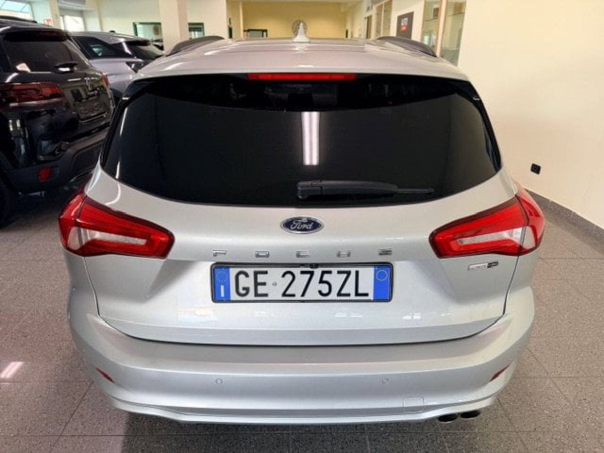 Ford Focus Station Wagon 1.0 EcoBoost 125 CV Start&Stop SW ST Line (6)