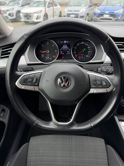 Volkswagen Passat 2.0 tdi scr Business 150cv dsg (9)