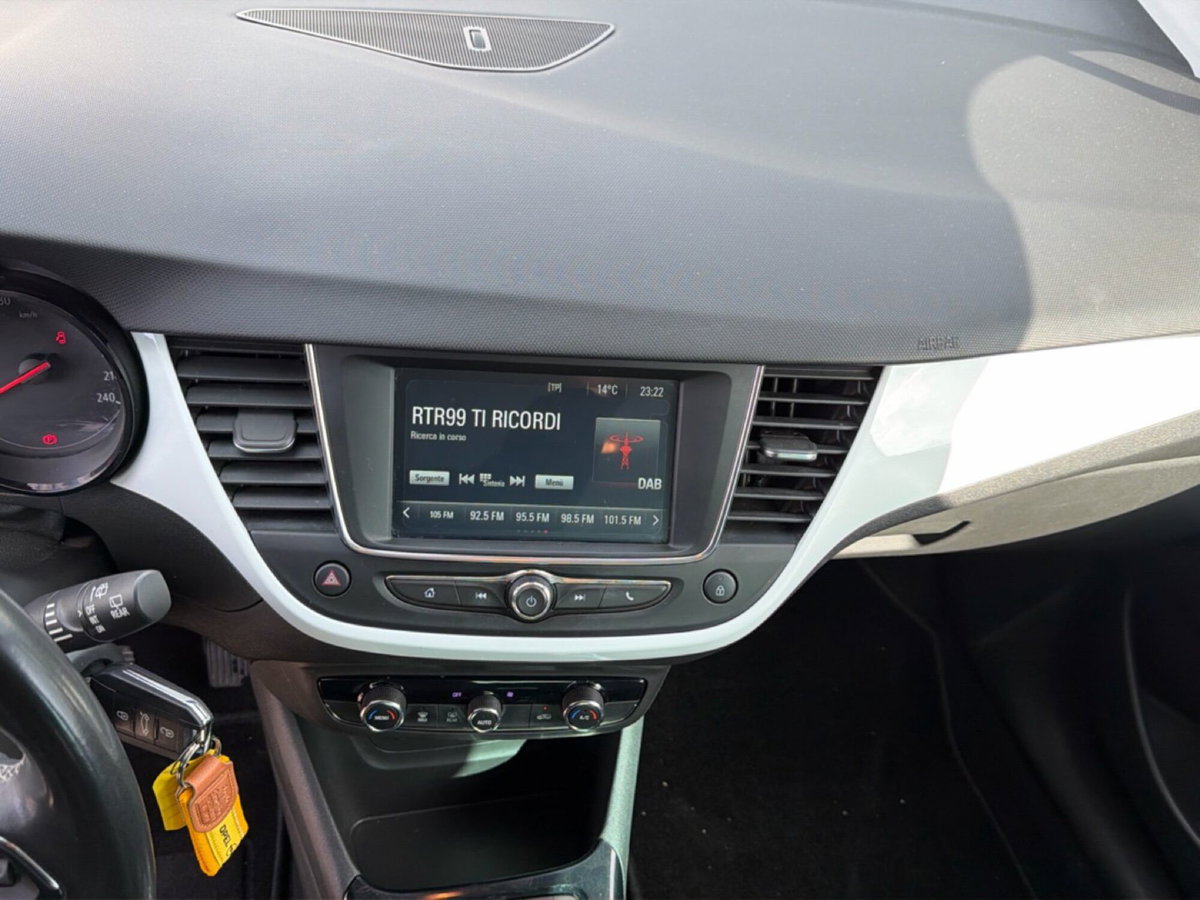 Opel Crossland 1.5 ECOTEC D 110 CV Start&Stop Edition (14)