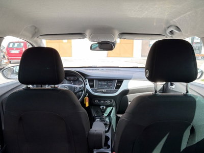 Opel Crossland 1.5 ECOTEC D 110 CV Start&Stop Edition (9)