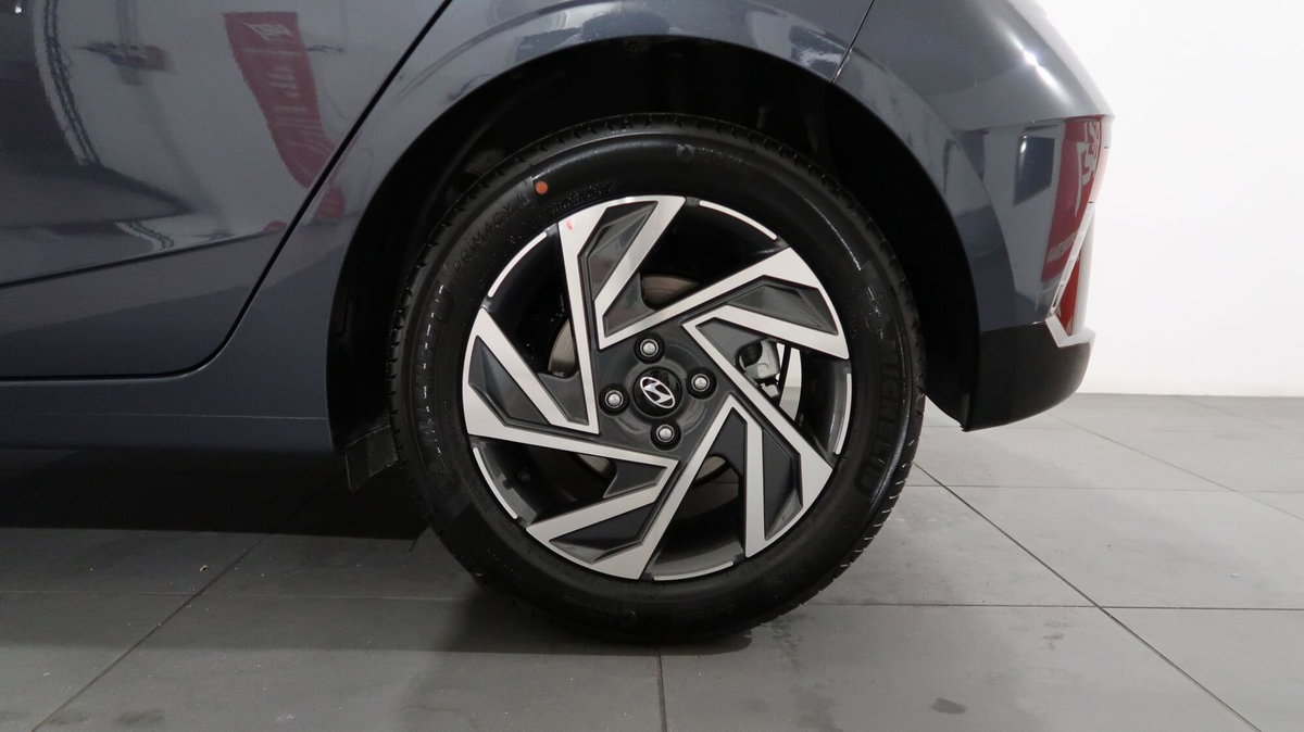 Hyundai i20 1.0 t-gdi Connectline 90cv dct (17)