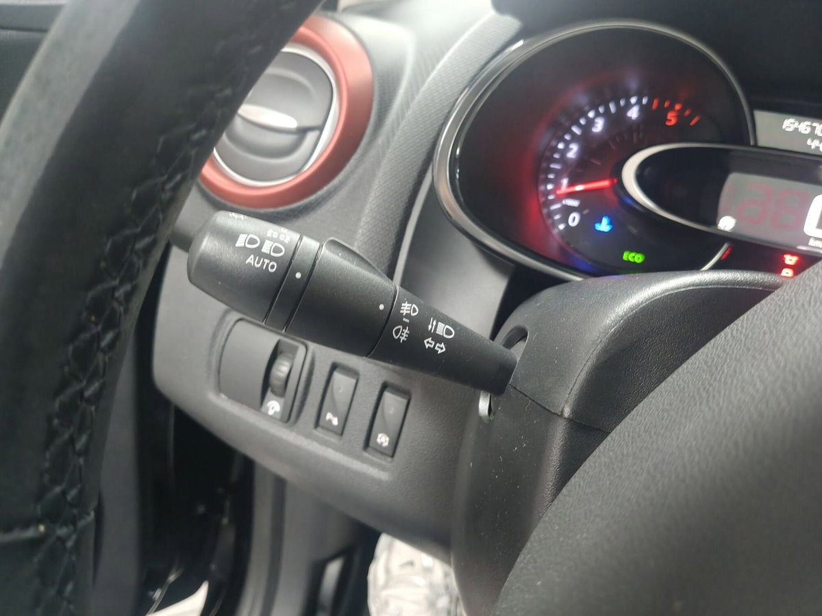 Renault Clio dCi 8V 75 CV Start&Stop 5 porte Energy Intens (10)