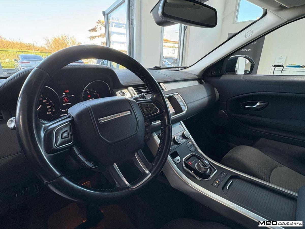 Land Rover Range Rover Evoque 2.0 TD4 150 CV 5p. Pure (13)