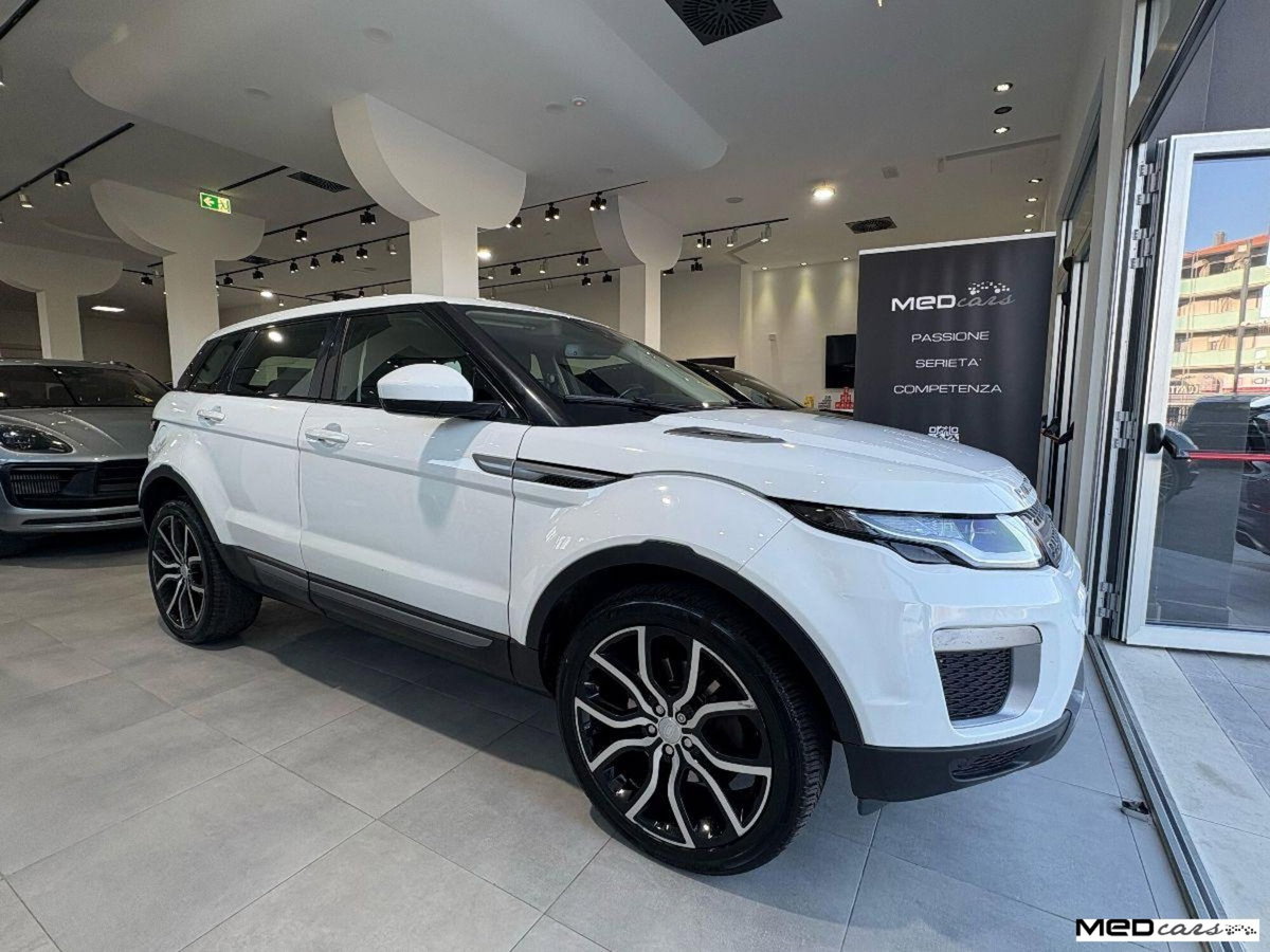 Land Rover Range Rover Evoque 2.0 TD4 150 CV 5p. Pure (3)