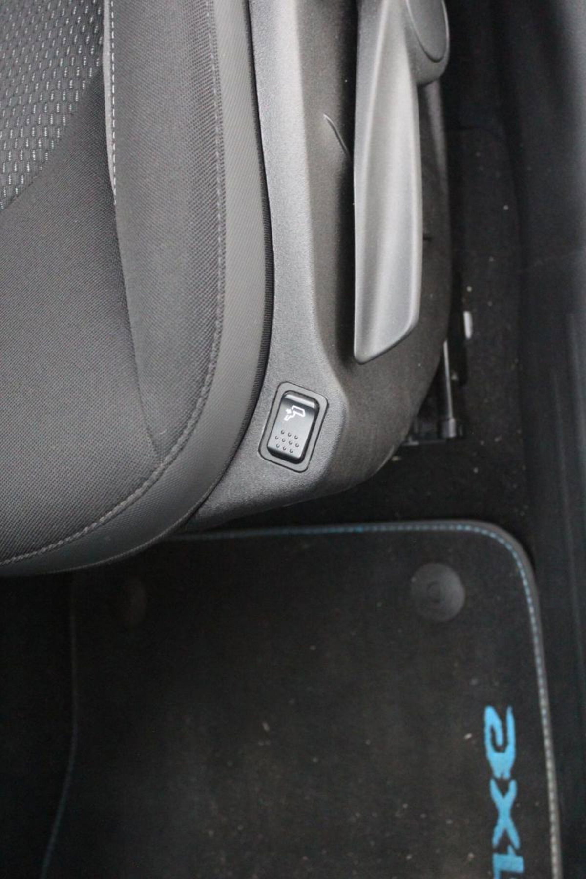 Jeep Renegade 1.6 Mjt 120 CV Limited (20)
