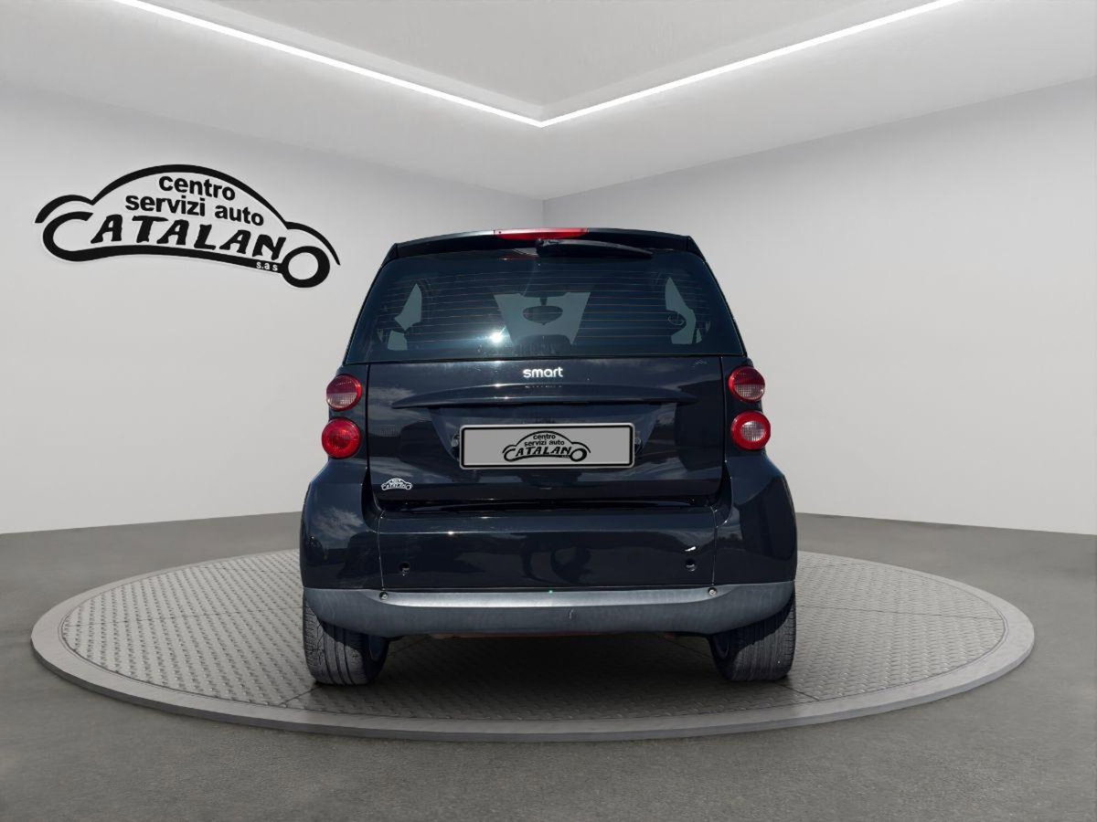 smart Fortwo 1000 52 kW MHD coupé passion (4)