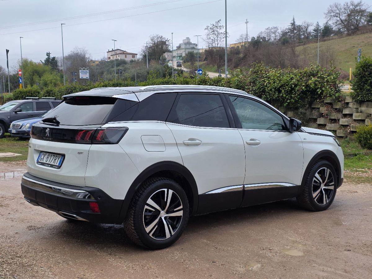 Peugeot 3008 BlueHDi 130 S&S EAT8 GT Line (10)