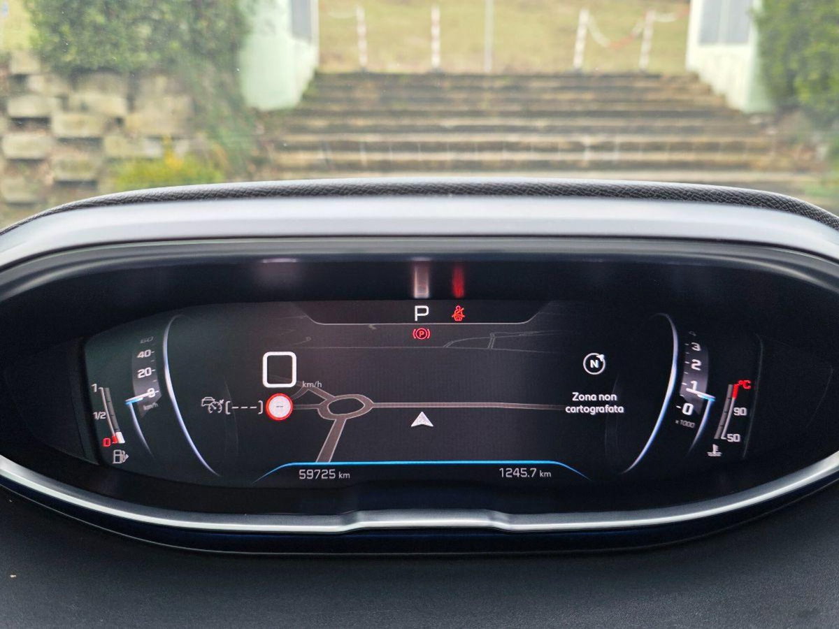 Peugeot 3008 BlueHDi 130 S&S EAT8 GT Line (20)