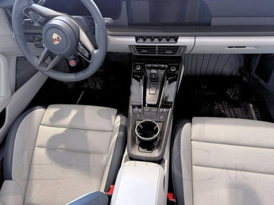 Porsche 911 Cabrio Cabrio 3.0 Carrera 4 GTS (18)