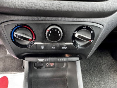 Hyundai i20 1.2 84 CV 5 porte Style (15)