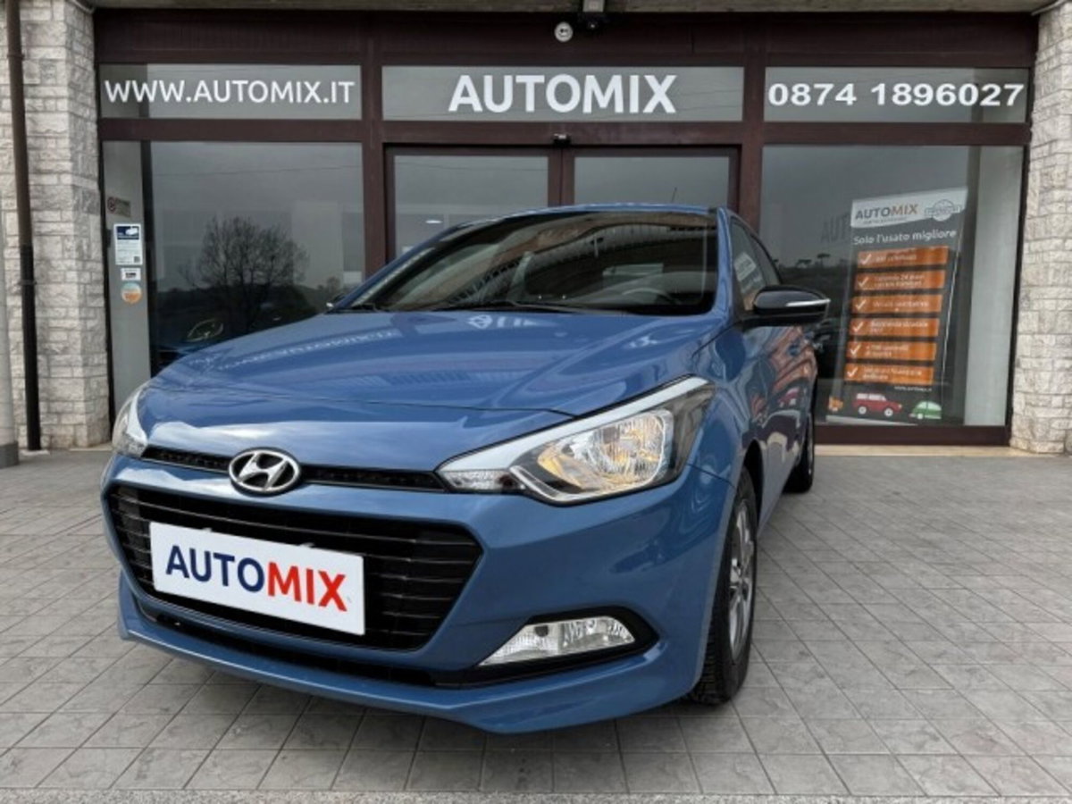 Hyundai i20 1.2 84 CV 5 porte Style (3)