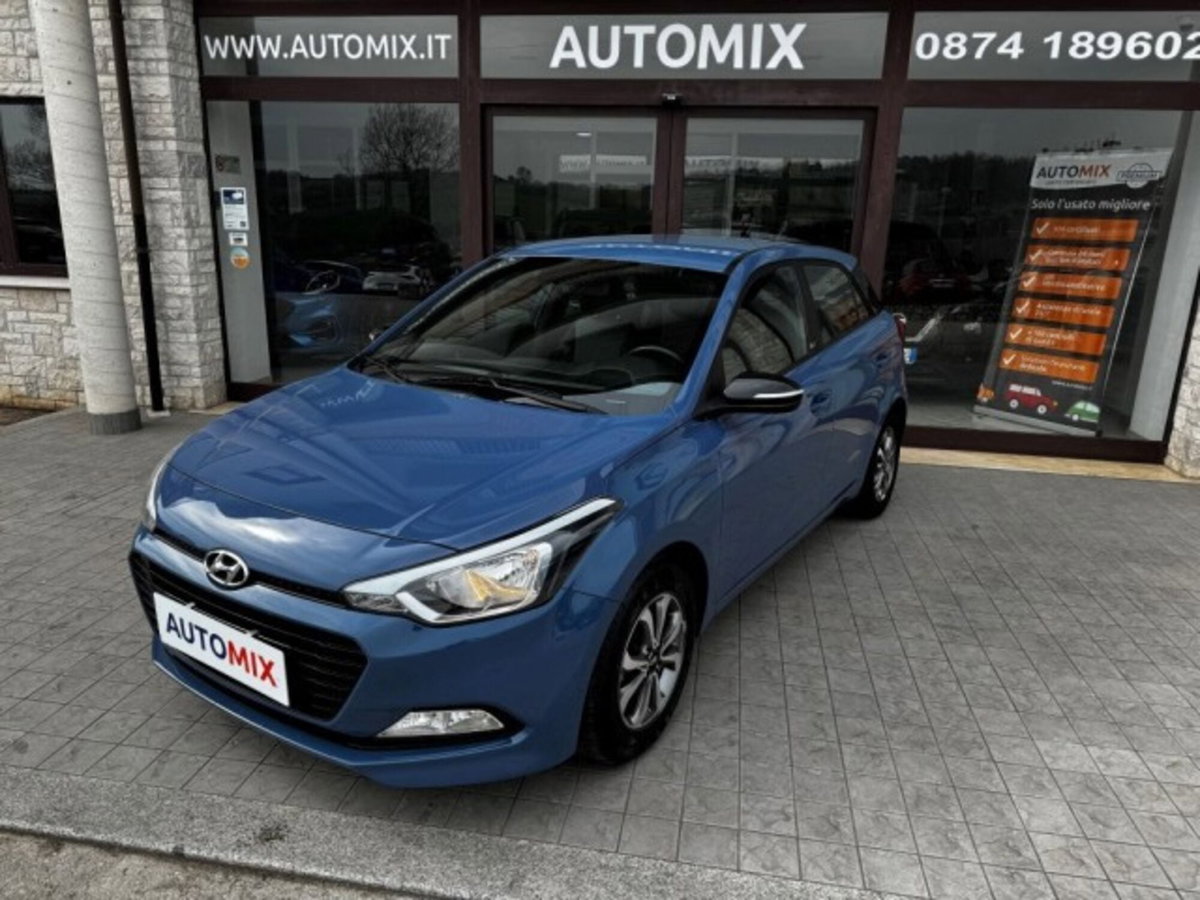 Hyundai i20 1.2 84 CV 5 porte Style (5)