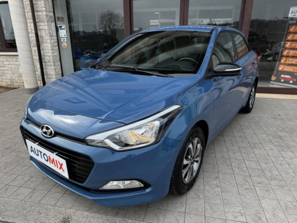 Hyundai i20 1.2 84 CV 5 porte Style (6)