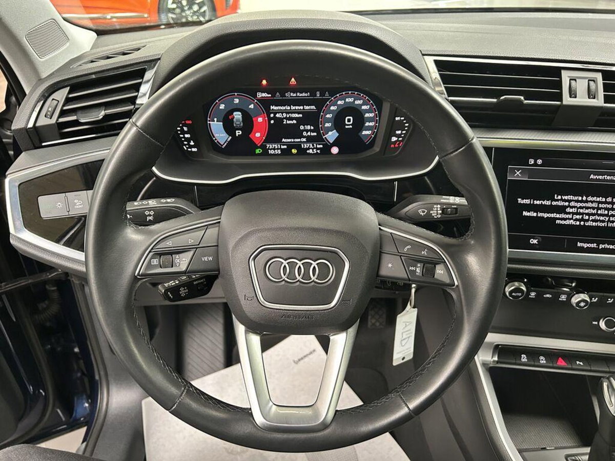 Audi Q3 35 2.0 tdi Business Advanced s-tronic (11)
