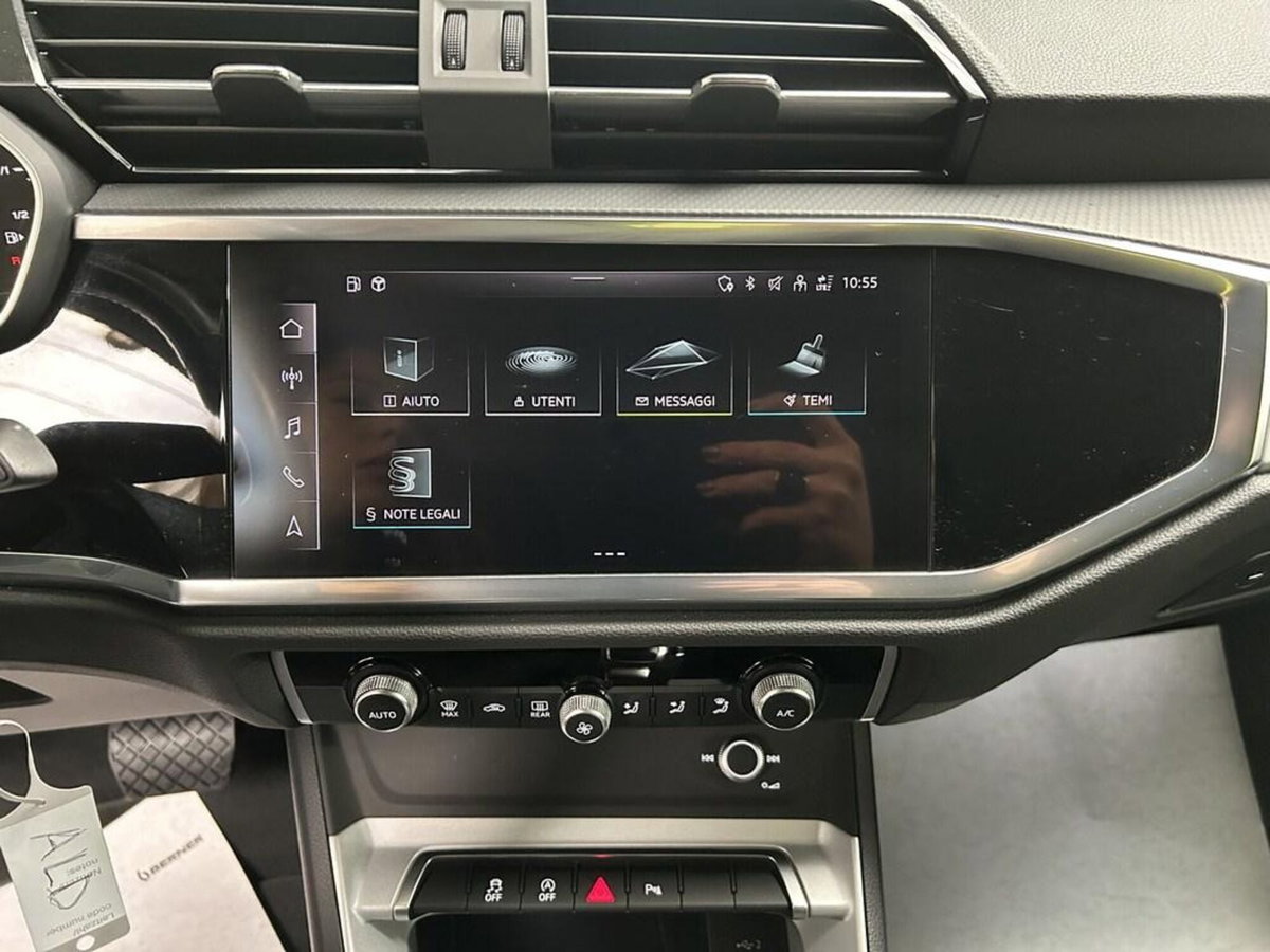 Audi Q3 35 2.0 tdi Business Advanced s-tronic (14)