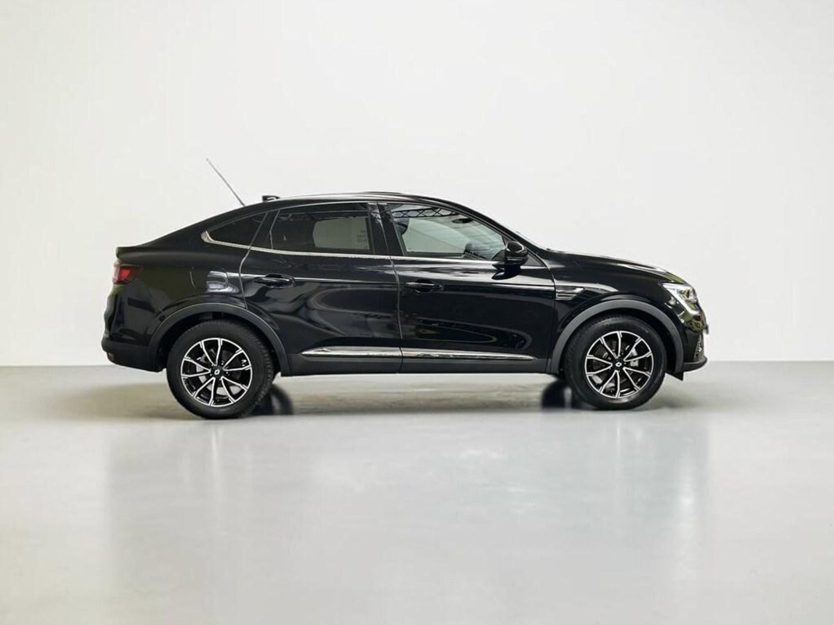 Renault Arkana E-Tech 145 CV Intens (5)