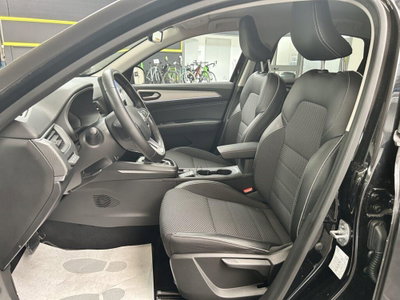 Renault Arkana E-Tech 145 CV Intens (7)
