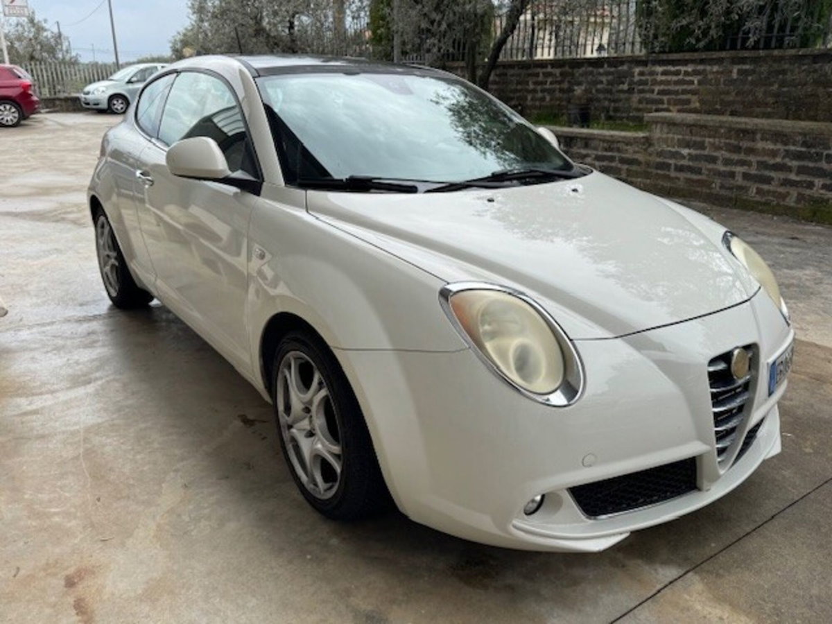 Alfa Romeo MiTo 1.4 T 120 CV Distinctive Sport Pack (2)