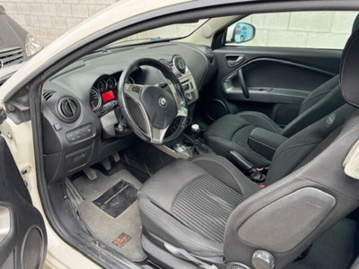 Alfa Romeo MiTo 1.4 T 120 CV Distinctive Sport Pack (5)