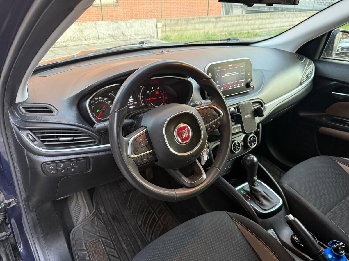 Fiat Tipo Station Wagon Tipo 1.6 Mjt S&S DCT SW Lounge (10)