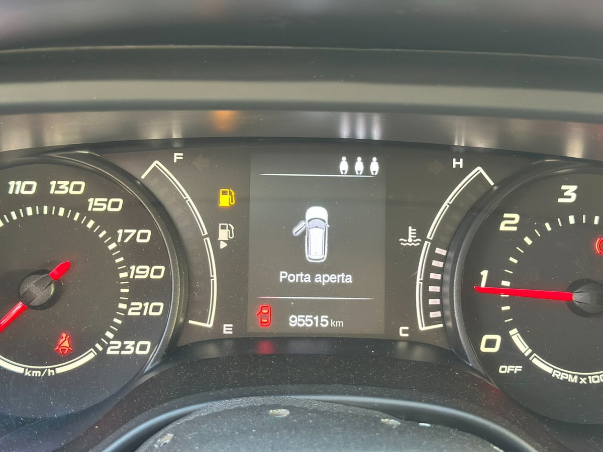 Fiat Tipo Station Wagon Tipo 1.3 Mjt S&S SW Lounge (13)