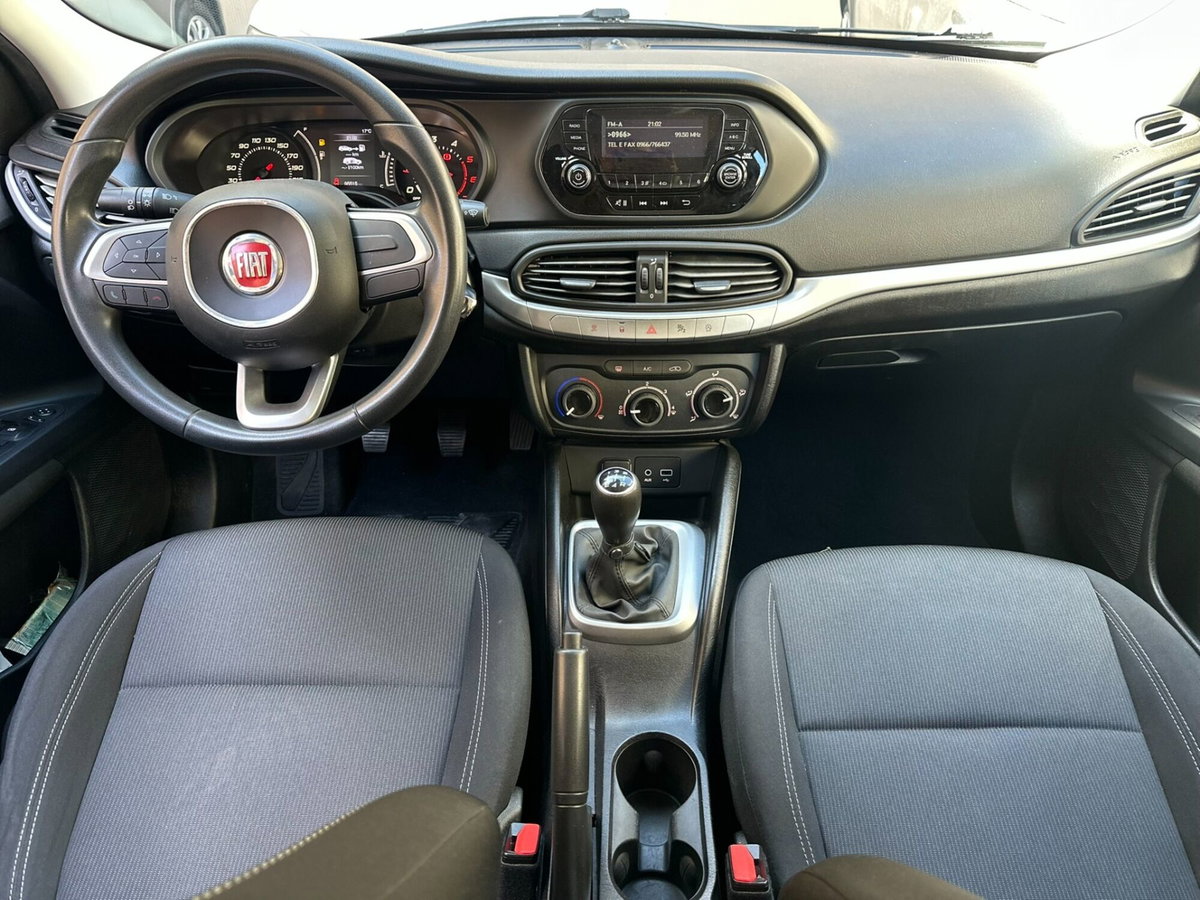 Fiat Tipo Station Wagon Tipo 1.3 Mjt S&S SW Lounge (6)