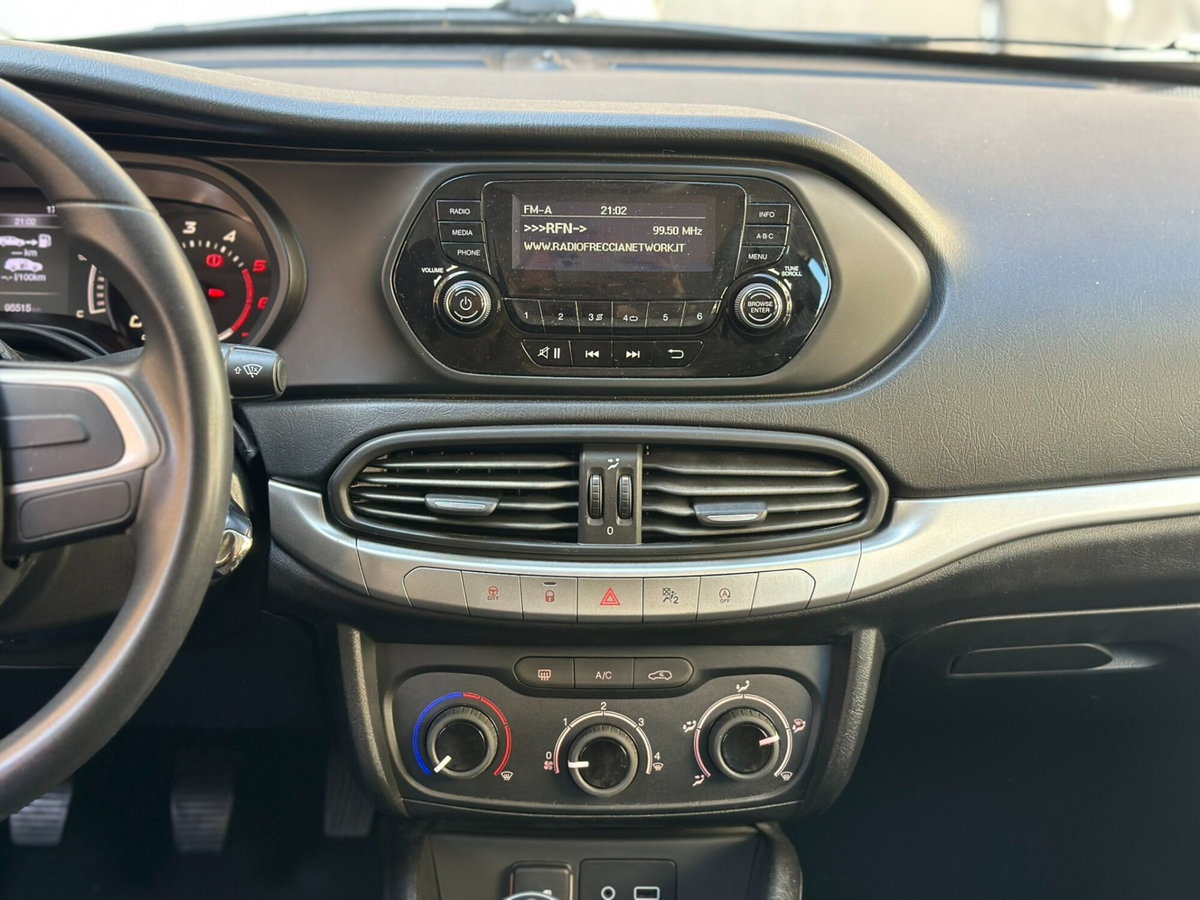 Fiat Tipo Station Wagon Tipo 1.3 Mjt S&S SW Lounge (9)