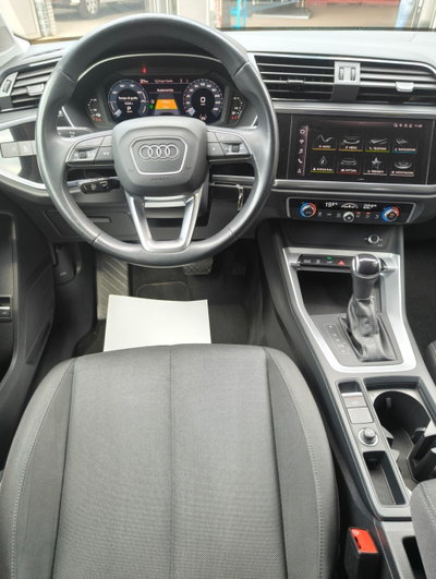 Audi Q3 45 TFSI e S tronic Business (7)