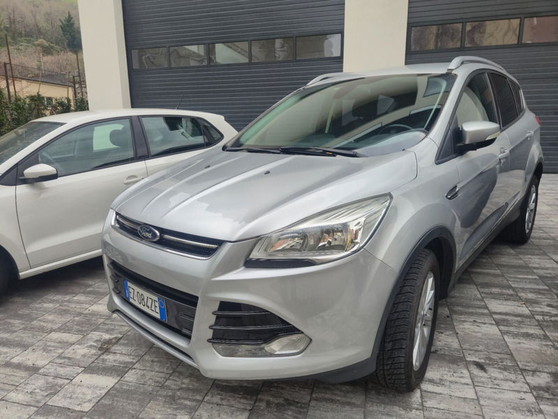 Ford Kuga 2.0 TDCI 150 CV S&S 4WD Powershift Titanium