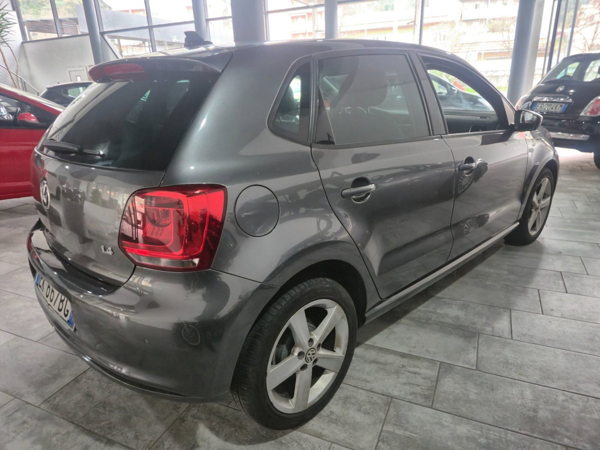 Volkswagen Polo 1.4 DSG 5 porte Highline (5)