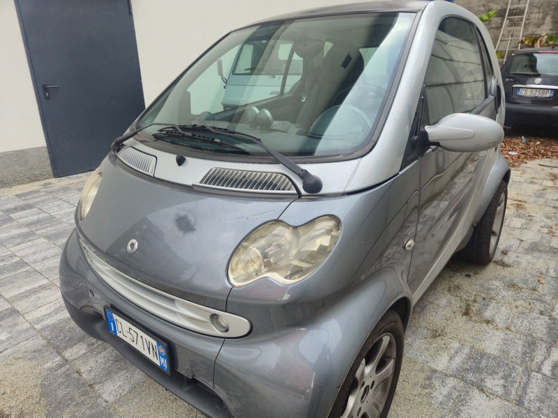 smart Fortwo 700 coupé pure (37 kW)