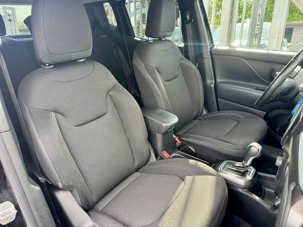 Jeep Renegade 1.3 T4 DDCT Limited (20)
