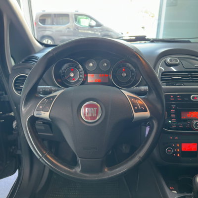 Fiat Punto 1.4 8V 5 porte Natural Power Easy (13)