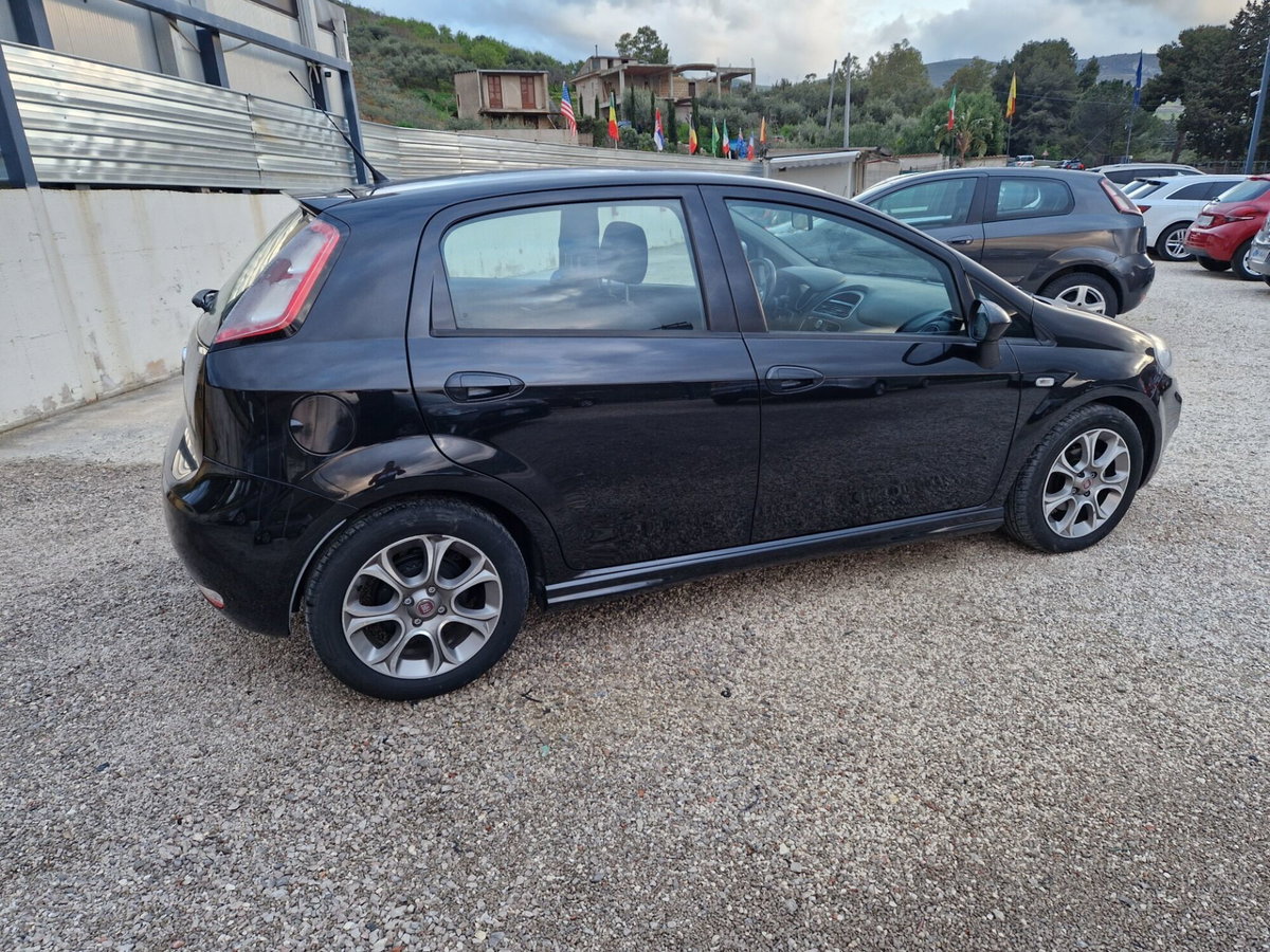 Fiat Punto 1.3 MJT II S&S 85 CV 5 porte ECO Lounge (5)