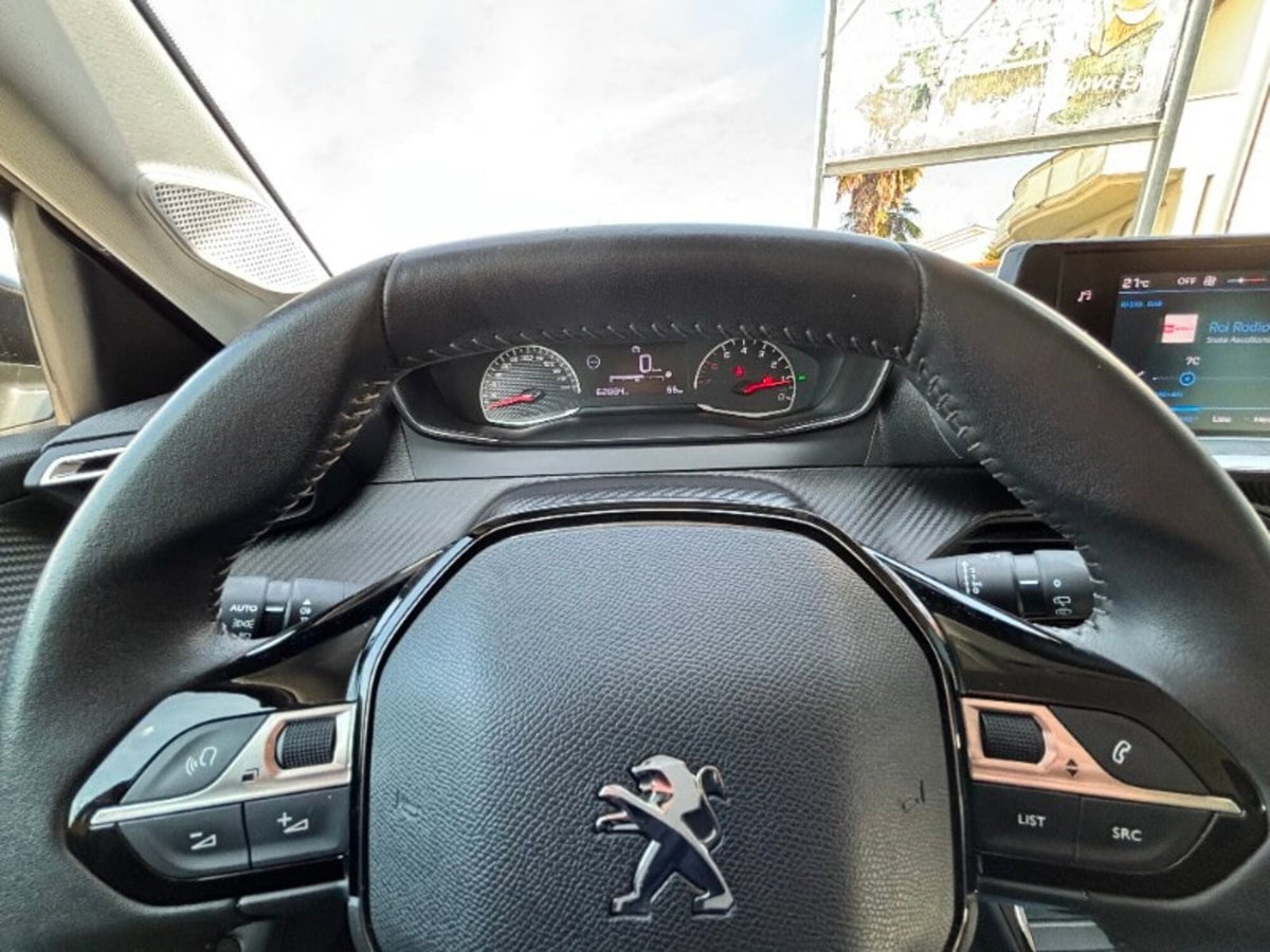 Peugeot 208 PureTech 75 Stop&Start 5 porte Active (11)