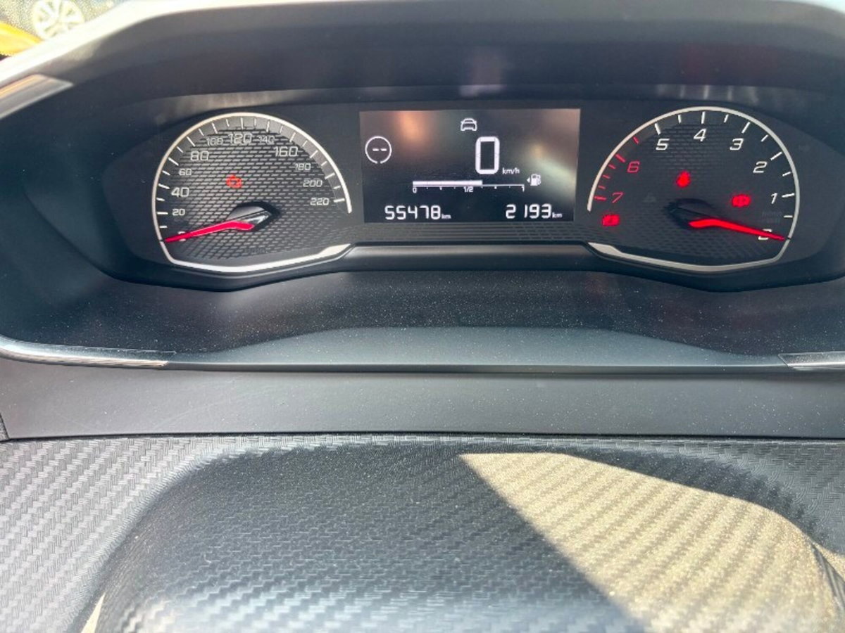Peugeot 208 PureTech 75 Stop&Start 5 porte Active (10)