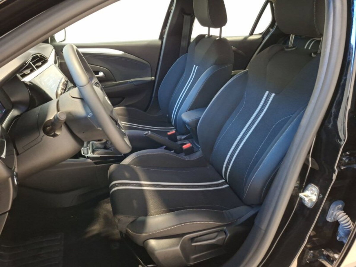 Opel Corsa 1.2 100 CV GS Line (20)