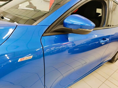 Ford Focus 1.0 EcoBoost Hybrid 125 CV Power. 5p. ST-Line Design (9)