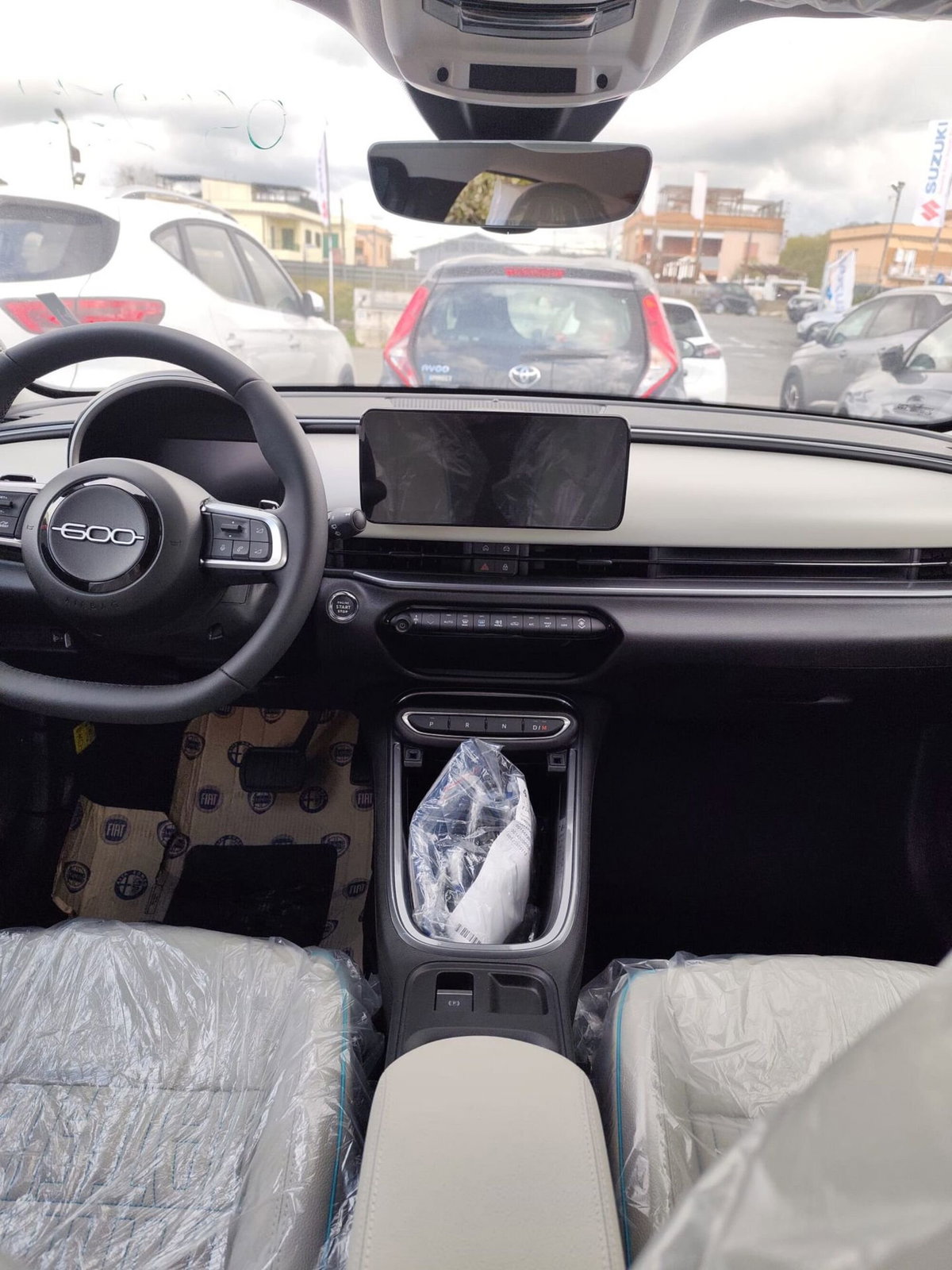Fiat 600 1.2 hybrid La Prima 110cv auto (11)