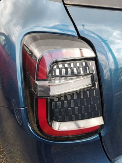 Fiat 600 1.2 hybrid La Prima 110cv auto (9)