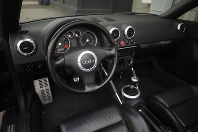 Audi TT Cabrio 1.8 T 20V 179 CV cat quattro (8)