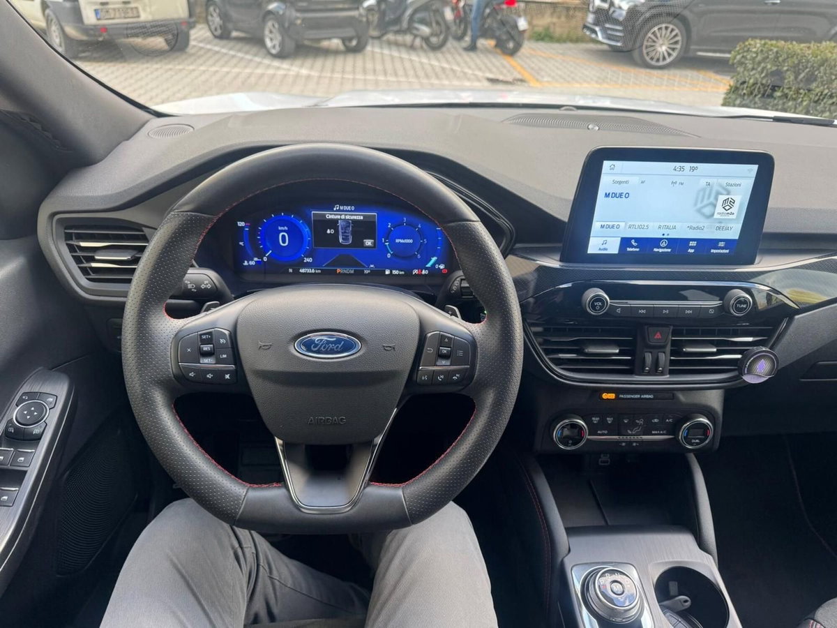 Ford Kuga 1.5 EcoBlue 120 CV aut. 2WD ST-Line X Design (10)