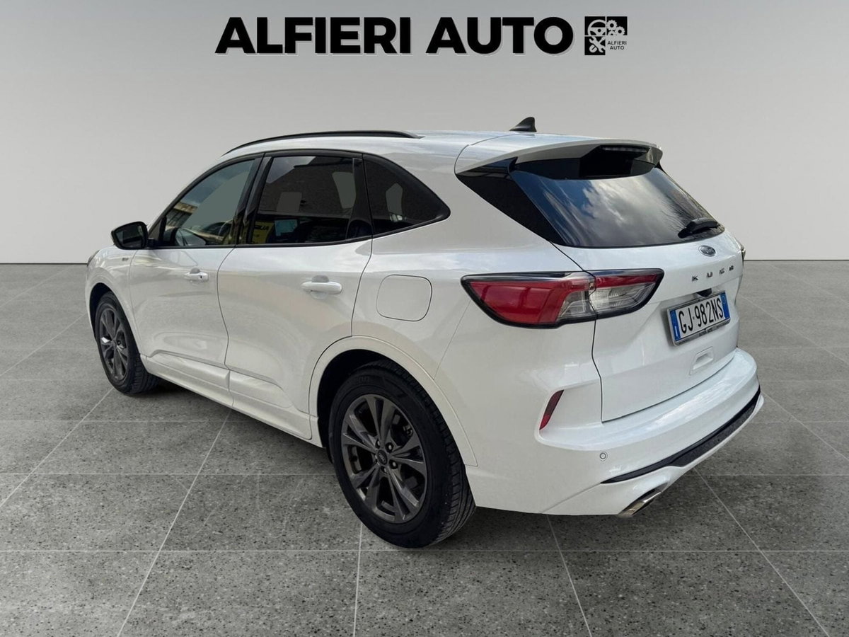 Ford Kuga 1.5 EcoBlue 120 CV aut. 2WD ST-Line X Design (4)
