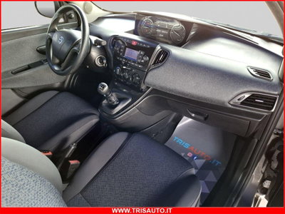 Lancia Ypsilon 1.0 FireFly 5 porte S&S Hybrid Silver Plus (7)